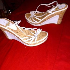 White Cork wedges